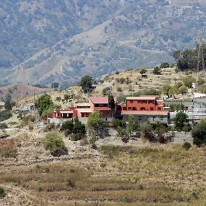 Casale Di Caterina טאורמינה